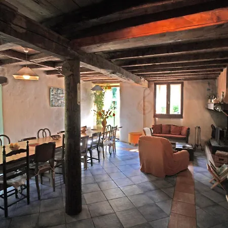 Couette-café L'echappee Belle Lacourt