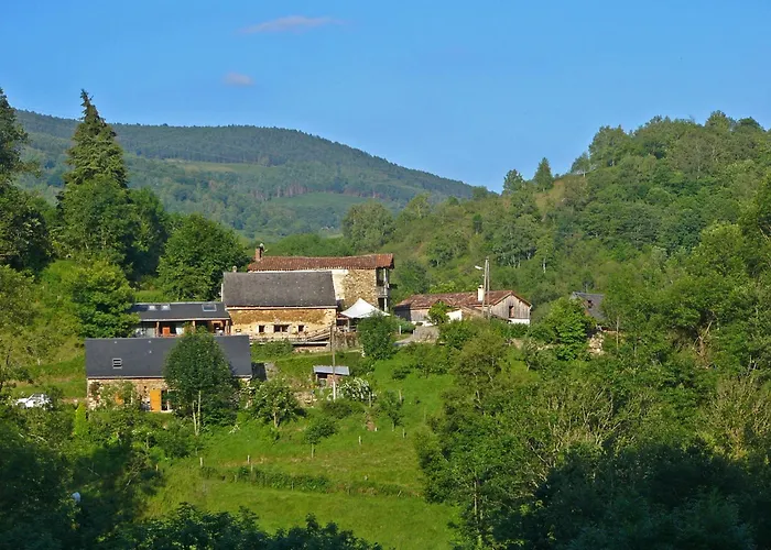 L'echappee Belle 3* Lacourt